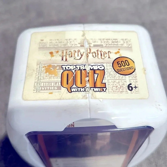 Harry Potter Top Trumps Quiz Game - Picture 2 of 4